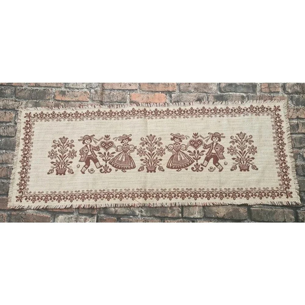 Woven Table Runner Bavarian Dancers Folk Art Cotton Linen 14x37 in Red